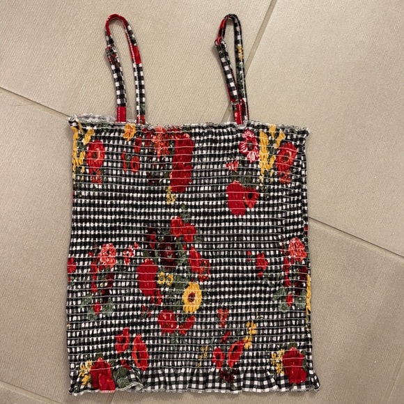 Ruched Detail plunge Top - Picture 3 of 3